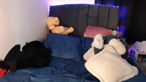 Ela online show from July 26, 2:53 am