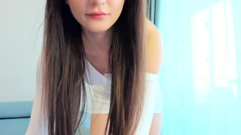 Ela online show from February 13, 8:06 am