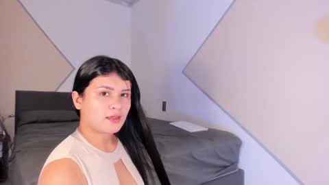 Ela  online show from November 21, 2:15 pm