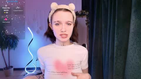 elastikiss online show from December 15, 2:51 am