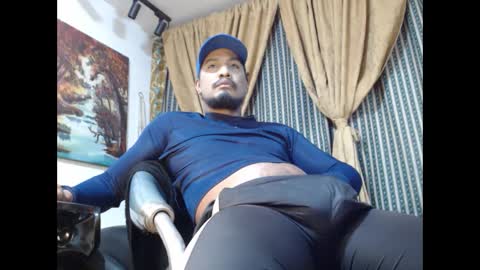 elcaballeroblack online show from October 6, 12:39 am