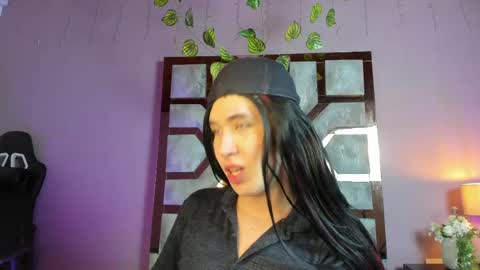 electra_gosselin online show from May 25, 1:01 am