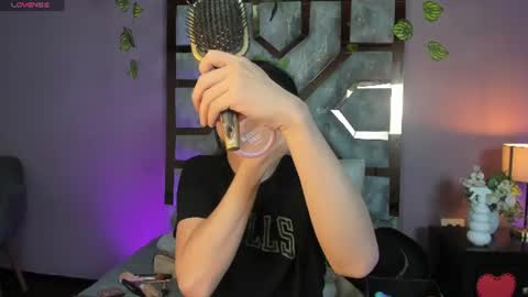 electra_gosselin online show from June 25, 1:24 am