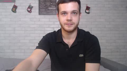 Snapshot of electric_smile chatting on January 8, 10:16 pm Alex online show from January 8, 10:16 pm