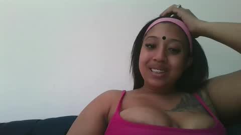 Kaykay online show from December 5, 12:36 pm