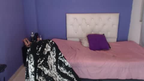 elektra_doll online show from March 19, 4:51 am