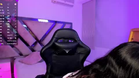 elena_tylor online show from June 10, 9:13 pm