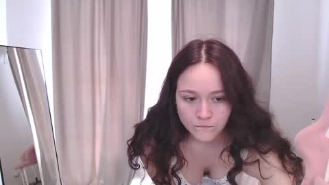 Elena online show from June 8, 10:05 am