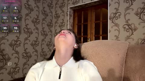 Mia online show from March 12, 8:07 am