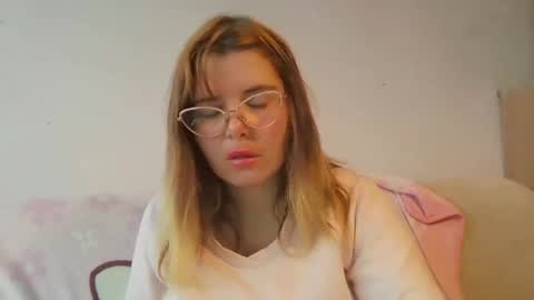 Elena online show from December 2, 1:20 pm