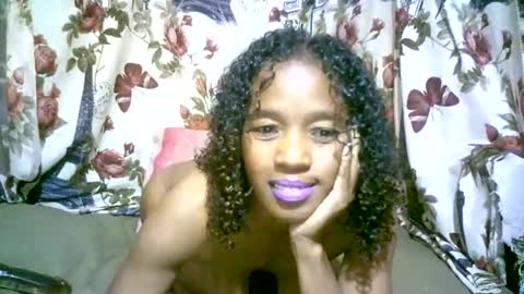 elenah013 online show from September 24, 6:42 am