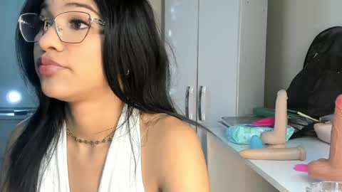 elettra_bennet online show from May 16, 2:19 am