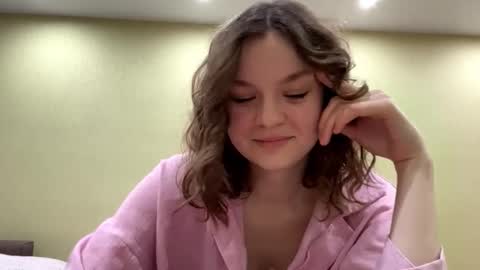 Mila online show from March 9, 5:50 pm