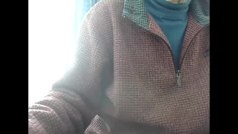 elfyonee online show from February 28, 12:09 pm