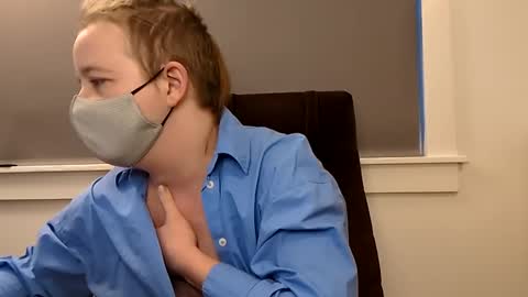 Elias online show from February 2, 9:45 pm