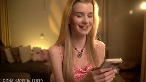 Eli online show from April 25, 9:34 pm