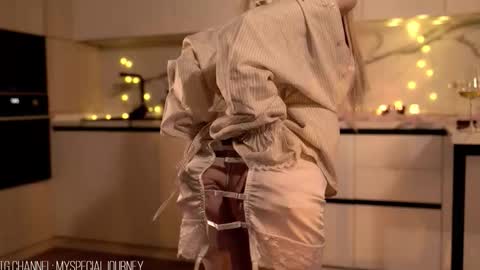 Eli online show from November 21, 7:01 pm