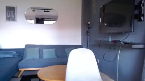 Elian online show from November 9, 5:15 pm