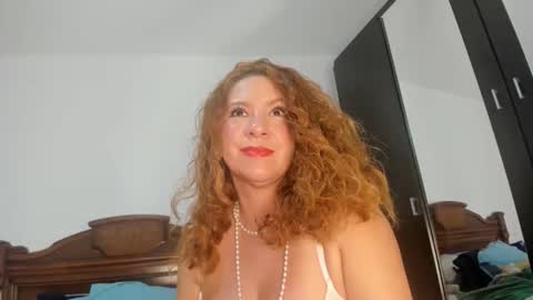 elifgirasol online show from December 2, 8:29 pm