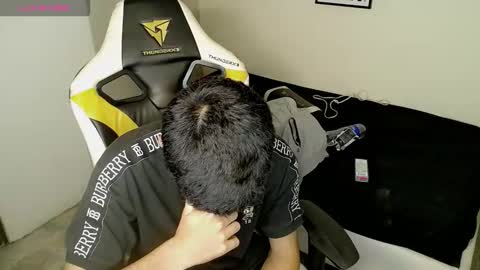 Snapshot of elii_797 chatting on October 7, 7:43 pm bby-santy online show from October 7, 7:43 pm