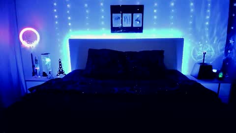 Eli Milligun Elizaveta online show from February 27, 9:29 pm