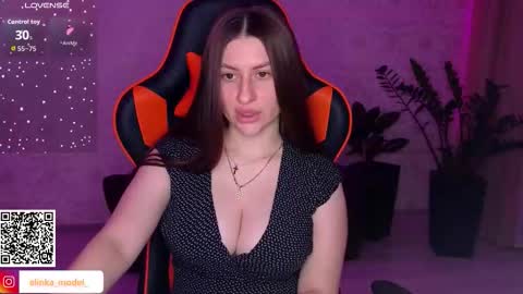 Elina online show from September 15, 7:15 pm