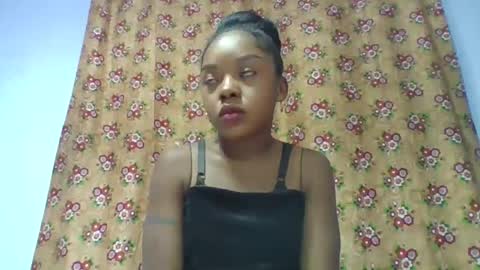 elisa531052 online show from February 24, 7:11 am