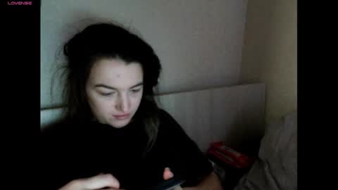 elisa_dove208 online show from December 19, 4:52 am