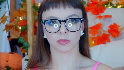 ElisabethDavis online show from October 10, 3:40 pm