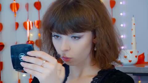 ElisabethDavis online show from February 28, 7:07 pm