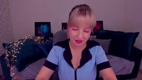 Elisabeth online show from March 1, 2:55 pm