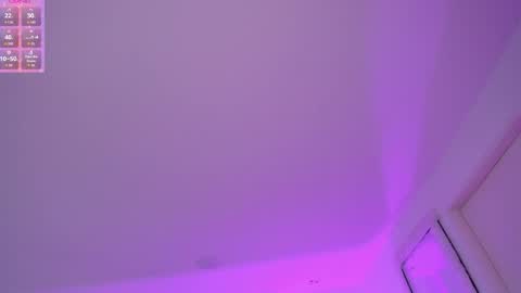 Elissa online show from April 7, 5:04 pm