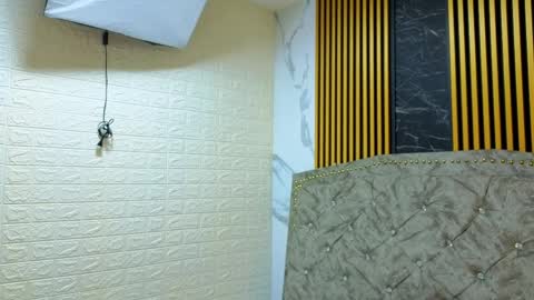 elisvega online show from April 11, 2:49 am