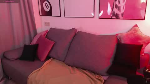 Ari online show from February 7, 7:44 am