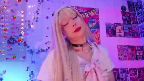    Independent Model online show from June 12, 11:31 am