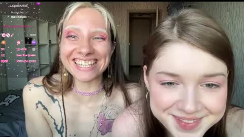 elizabethh_brown online show from July 1, 1:20 pm