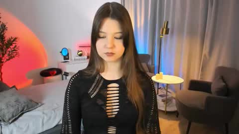 Eliza online show from March 7, 1:22 pm