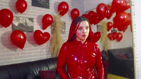   online show from February 19, 2:44 am