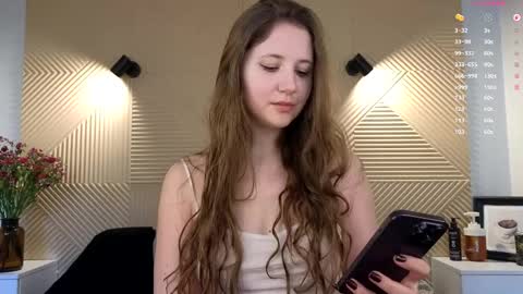 Lisa  online show from April 22, 2:46 pm