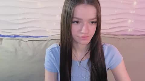 elizzza_ online show from March 3, 5:14 am