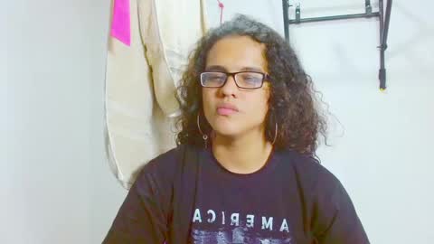 Diana online show from February 10, 3:53 pm