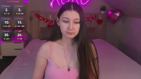 Ella online show from February 21, 9:34 am