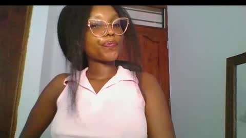 Ella online show from January 18, 7:28 am