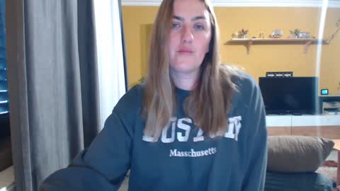 Ella  Max online show from February 3, 6:56 am