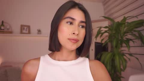 ELLA OWEN online show from February 28, 9:52 pm