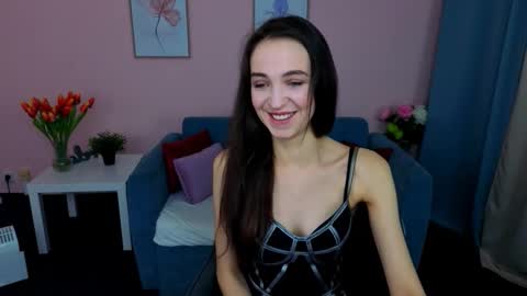 Snapshot of ellaasteele chatting on October 11, 9:51 pm ellaasteele online show from October 11, 9:51 pm
