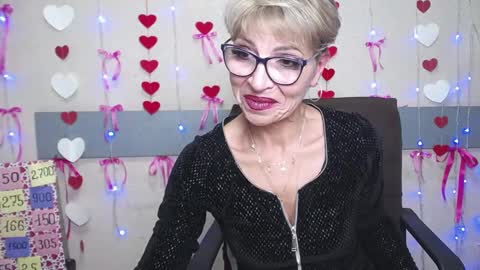 Snapshot of ellabonito chatting on February 9, 3:34 pm EllaBonito online show from February 9, 3:34 pm