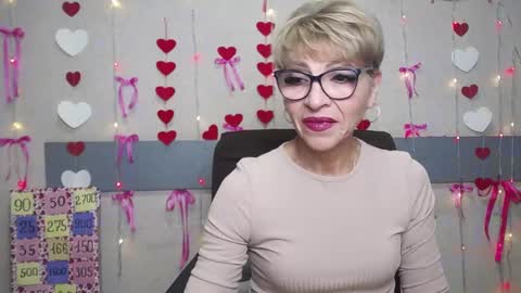 Snapshot of ellabonito chatting on February 17, 6:20 am EllaBonito online show from February 17, 6:20 am