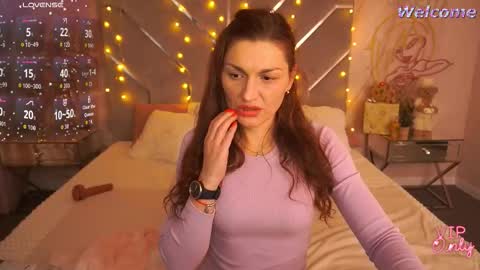 Ella online show from January 16, 1:25 am