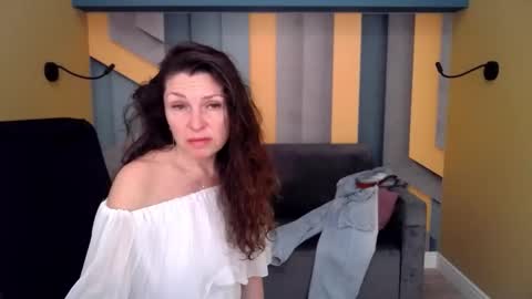 EllaLongs online show from February 22, 12:52 pm